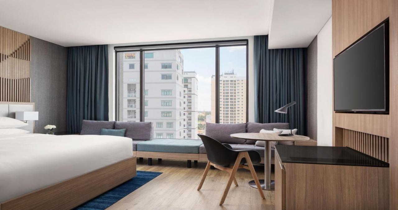 Courtyard By Marriott Phnom Penh Hotel Kültér fotó