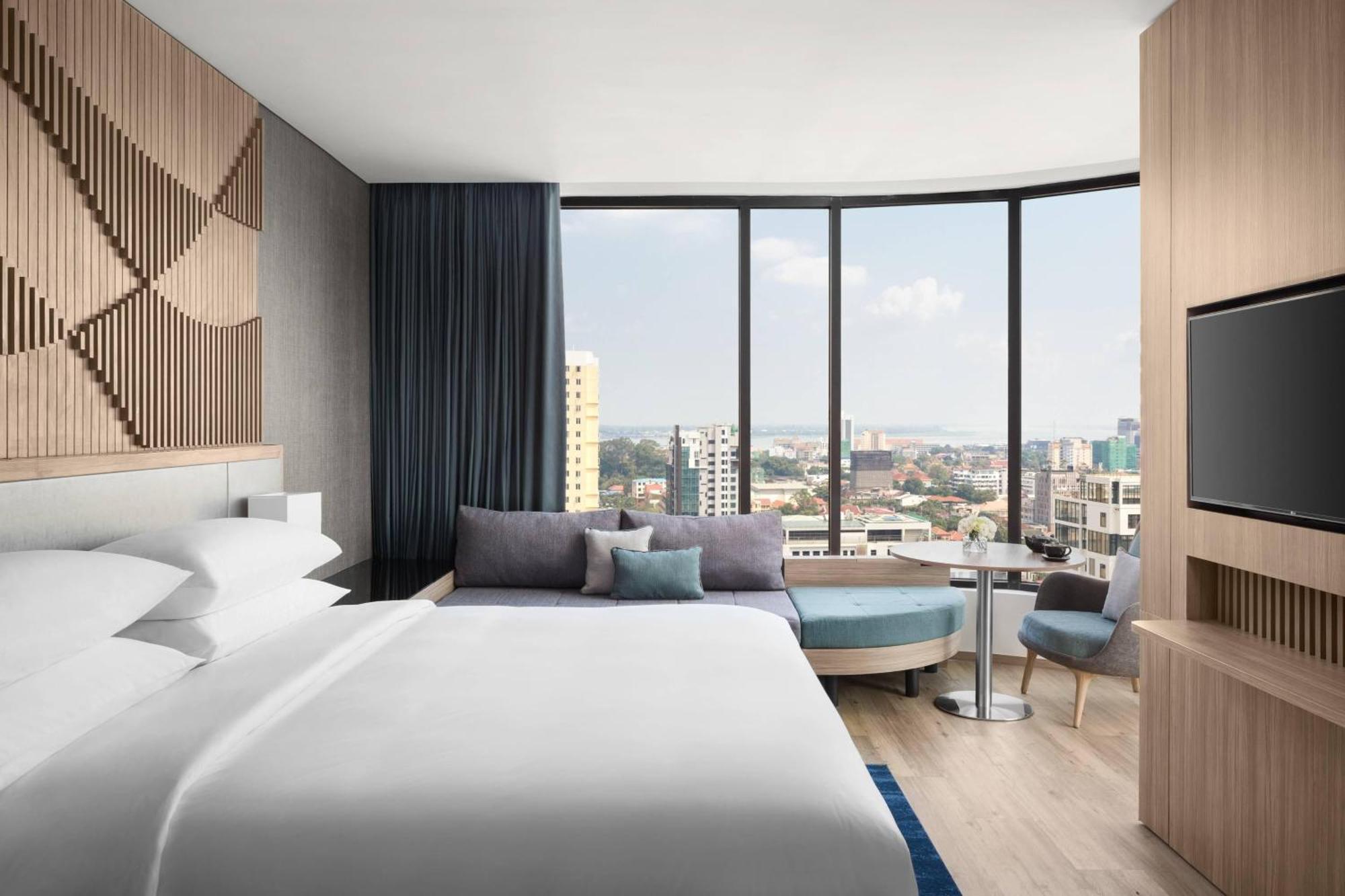 Courtyard By Marriott Phnom Penh Hotel Kültér fotó